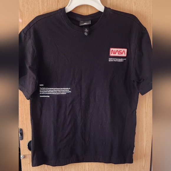 NASA x H&M Shirt Mens S Patch National Aeronautics and Space Administration * - Picture 1 of 6
